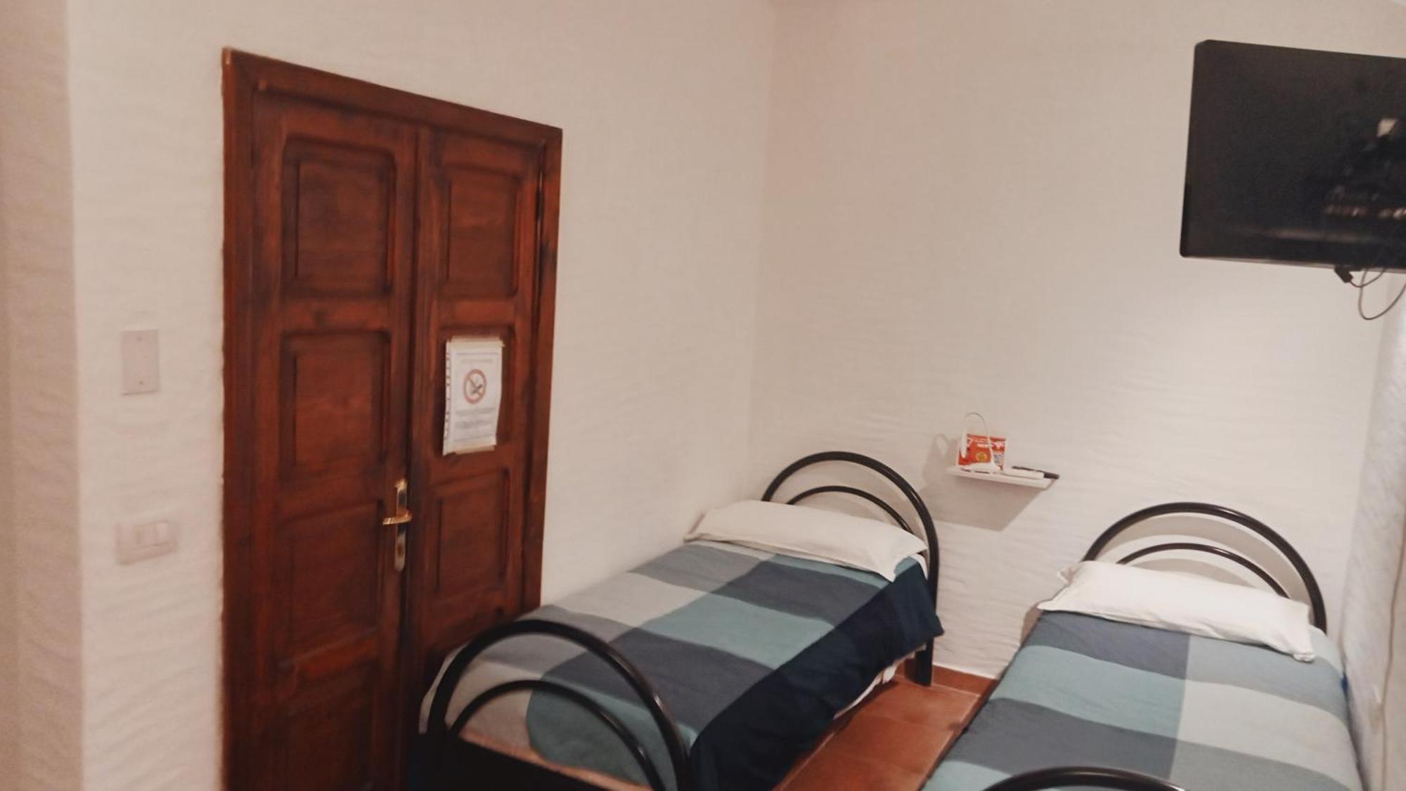 Il Terrazzino Iglesias Bed and Breakfast Buitenkant foto